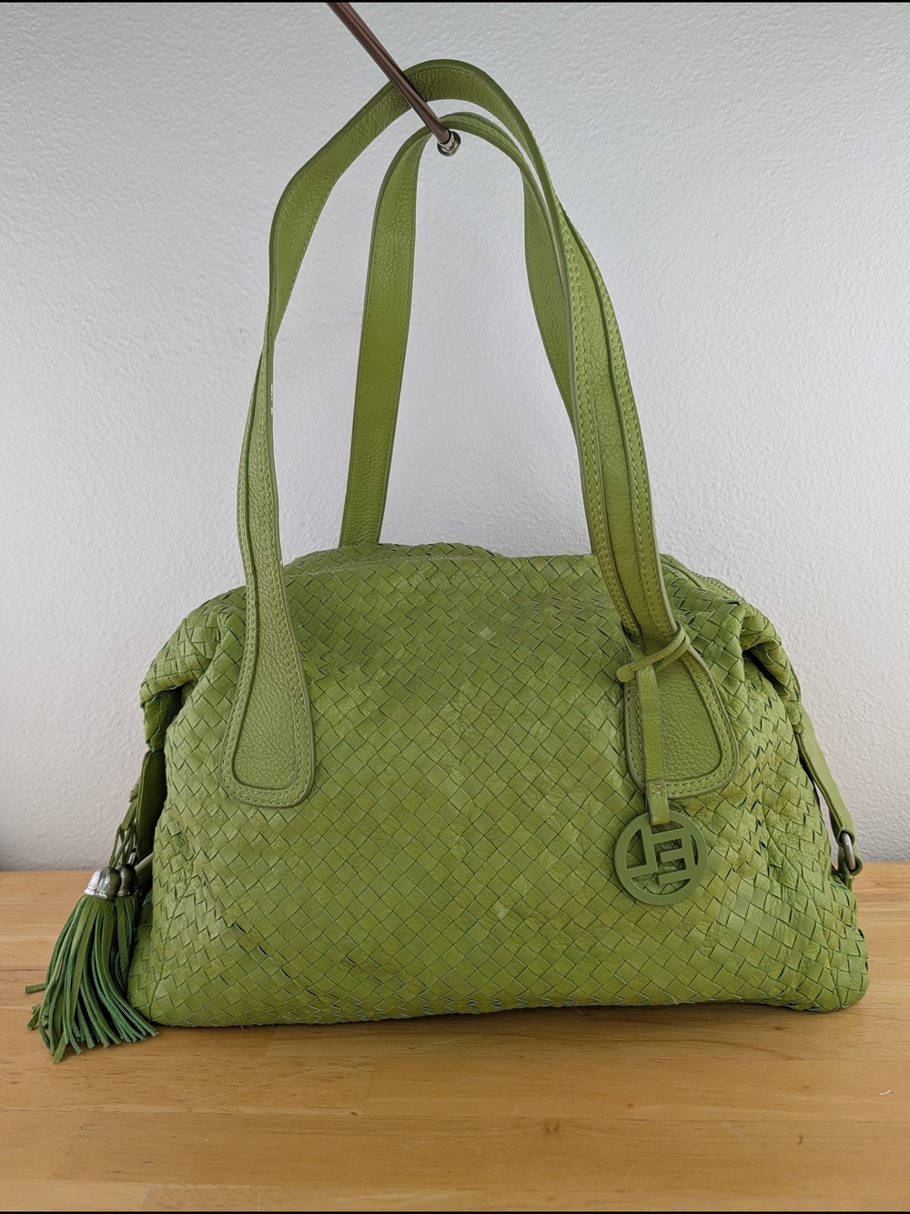 Elliott Lucca Green Woven Leather Shoulder Bag Tassel Detail EL Logo Charm